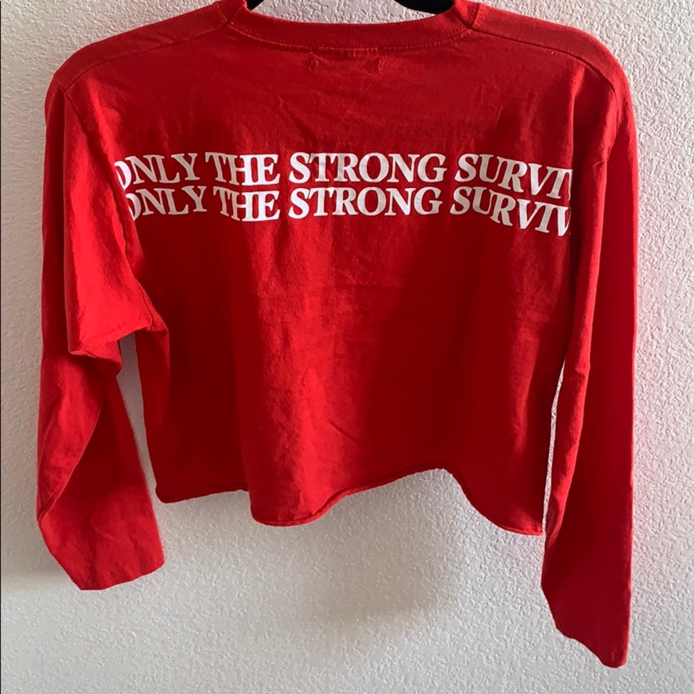 Red cropped Urban Outfitters tee